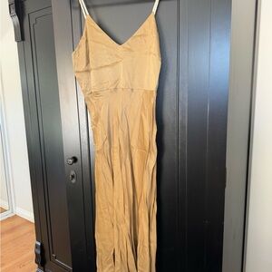 Elegant Gold Women's Dress